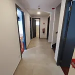 Airport Gal Olivais Conforto, Terraco E Localizacao Premium Nos Olivais Гостевой дом