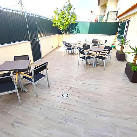 Affittacamere Airport Gal Olivais Conforto, Terraco E Localizacao Premium Nos Olivais Lisbona