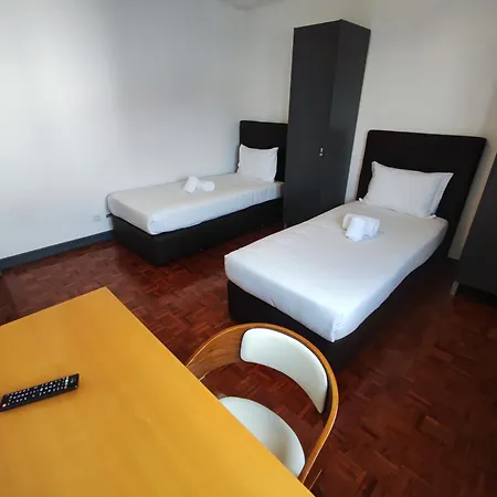 Airport Gal Olivais Conforto, Terraco E Localizacao Premium Nos Olivais Affittacamere *