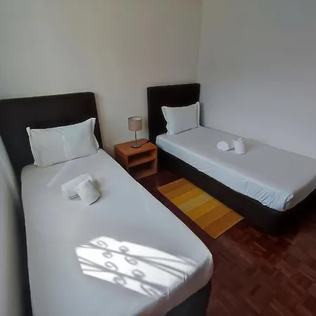 Airport Gal Olivais Conforto, Terraco E Localizacao Premium Nos Olivais Affittacamere Lisbona